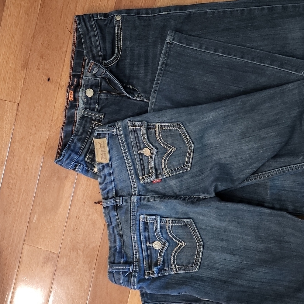 Lot of Levi jeans